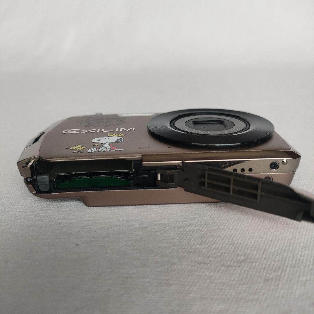 CASIO EXILIM EX-Z330 スヌーピー60周年記念