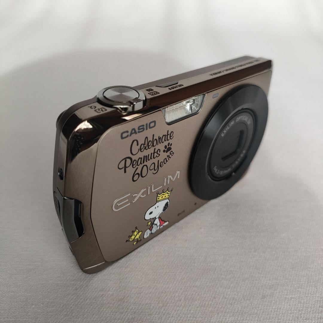 CASIO EXILIM EX-Z330 スヌーピー60周年記念