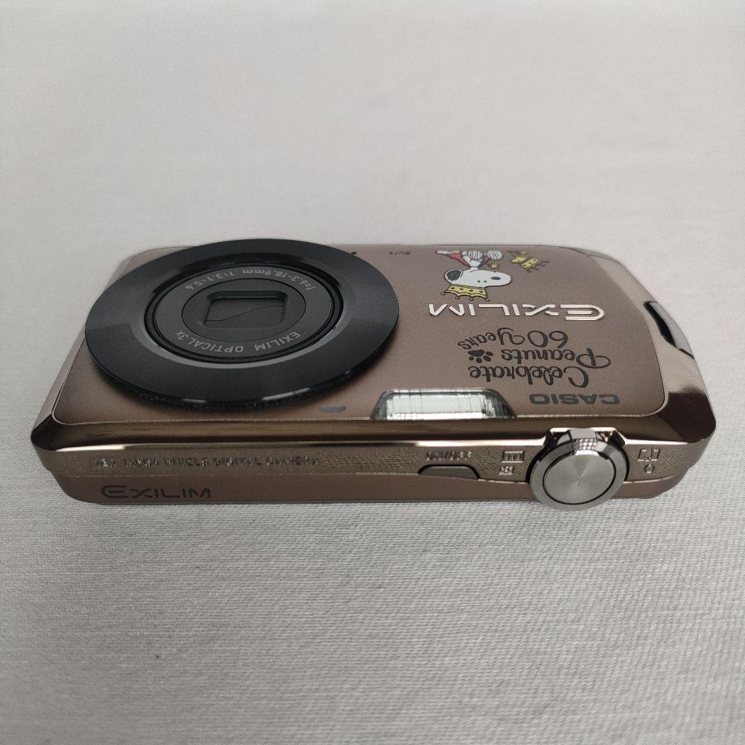 CASIO EXILIM EX-Z330 スヌーピー60周年記念