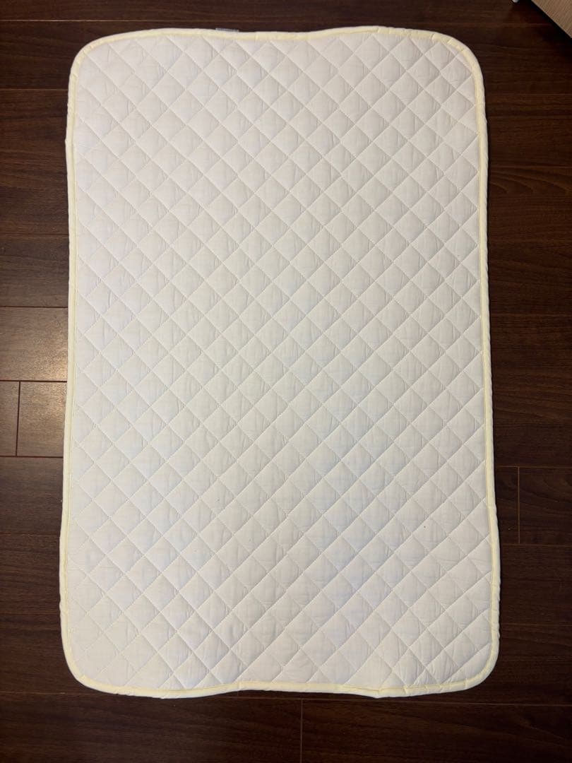 アップリカ ココネル エアープラス【敷きパッド3種・シーツ付き】