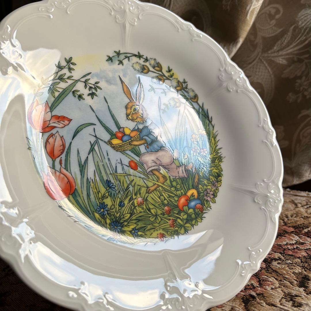 HUTSCHENREUTHER ドイツが彩るイースターバニーと花の祝福プレート