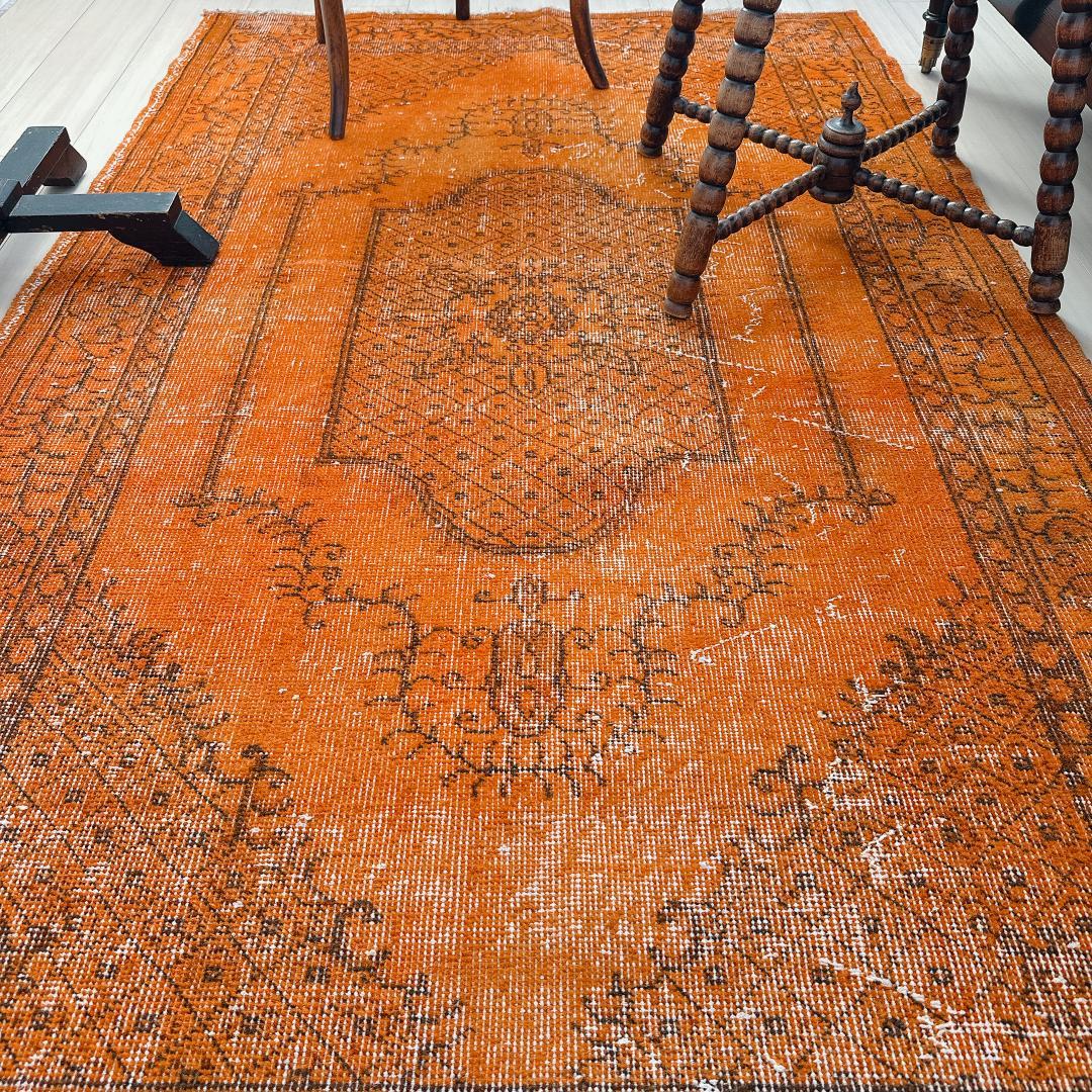 トルコヴィンテージラグ A75 オレンジ オーバーダイラグ