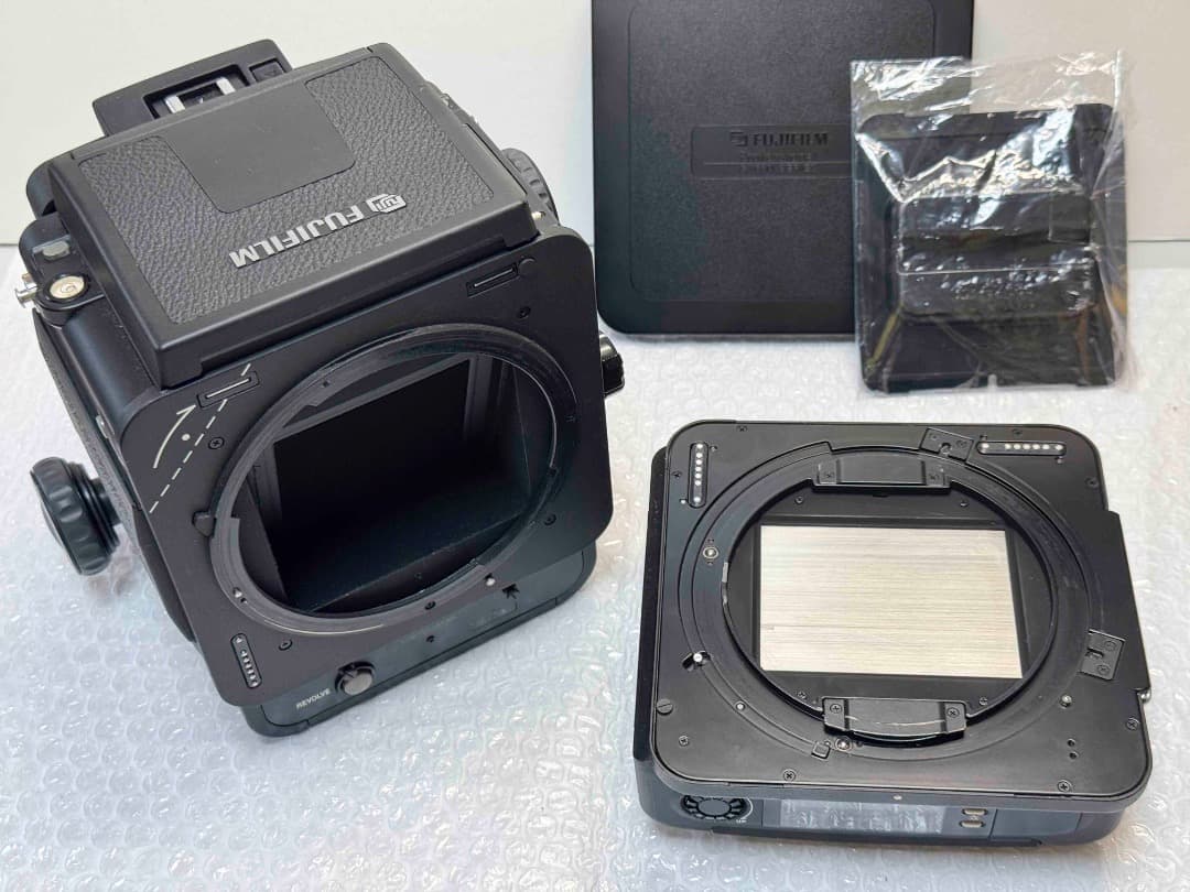 フジフイルム GX680 lll S ボディ フイルムバック付き