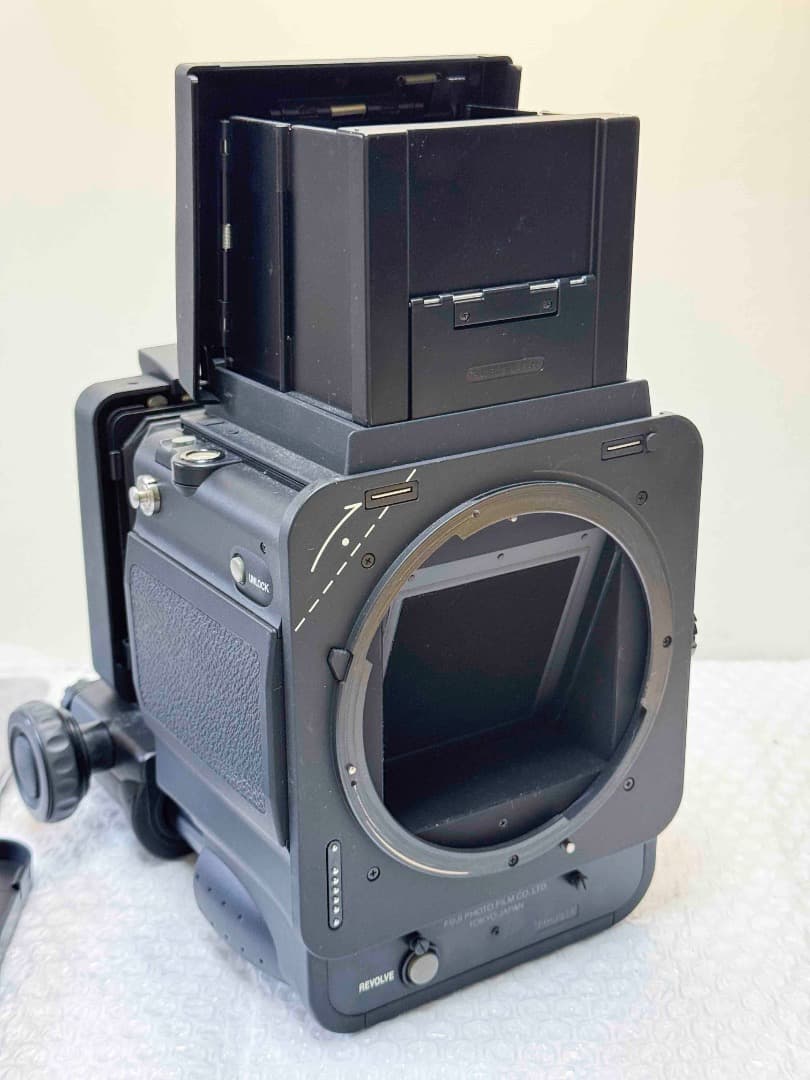 フジフイルム GX680 lll S ボディ フイルムバック付き