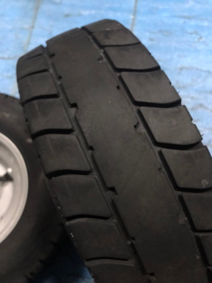 TD02ジャイロX/TA03キャノピー 純正リアホイール　タイヤ付＊送料込み＊