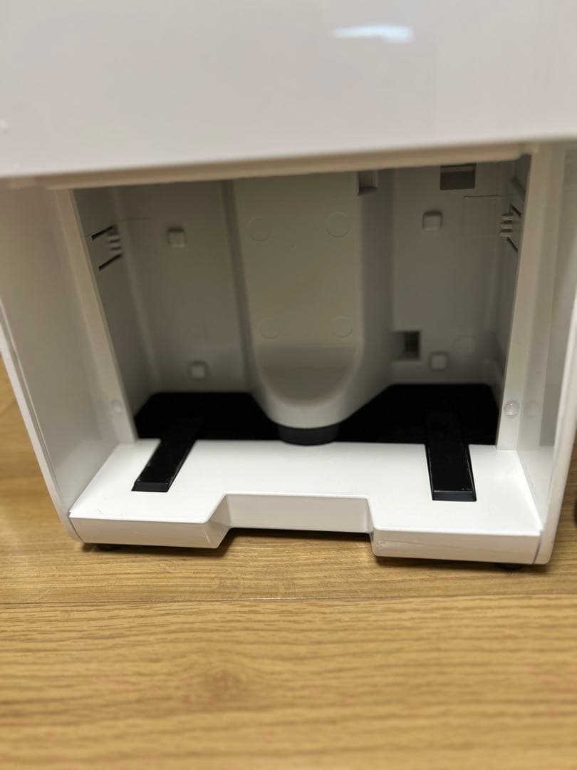 【美品】アイリスオーヤマ IJC‑J56 除湿機 コンパクト 5.6L/日