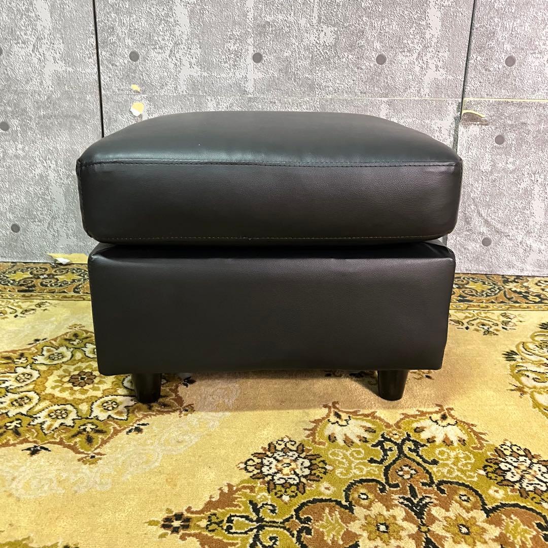 コメント者꧁サンワサプライ꧂ソファ&オットマン&ガラステーブルセット