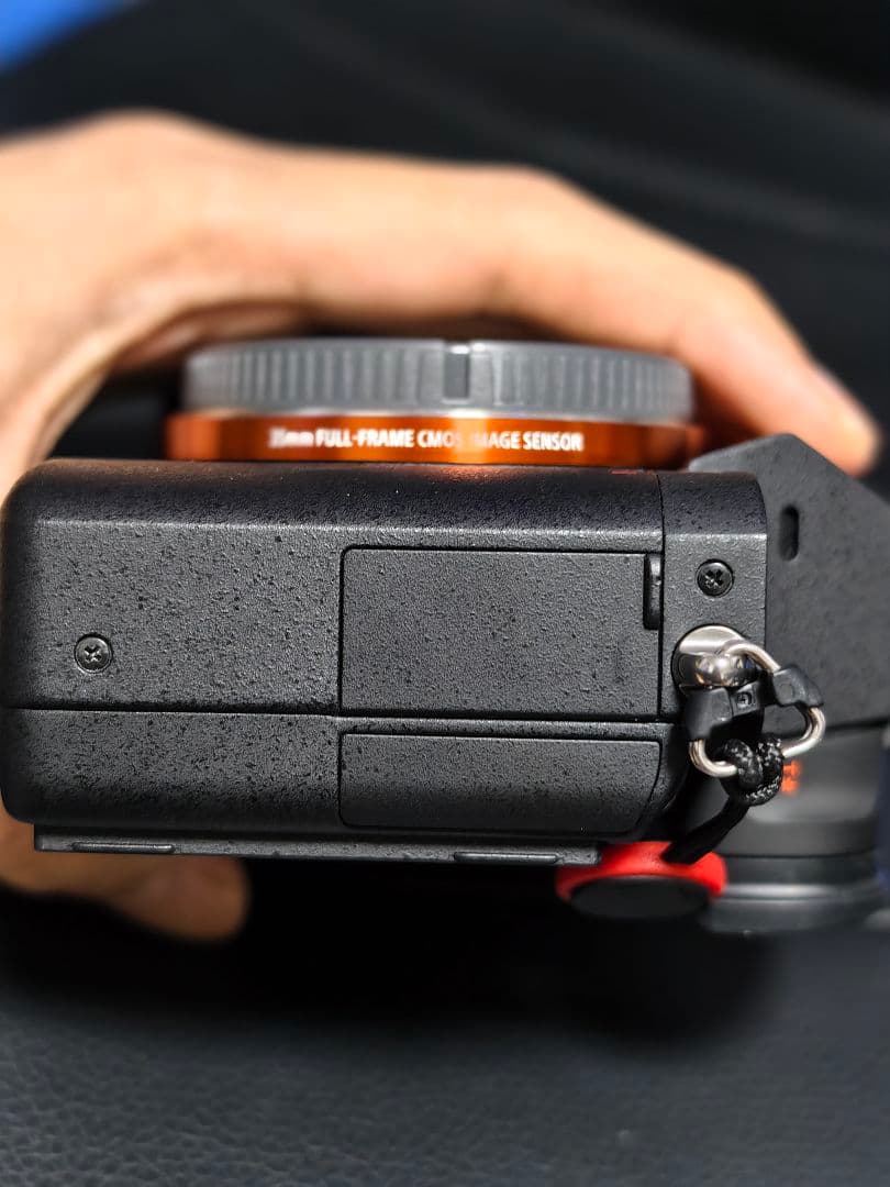 Sony a7rii シャッター 5100回数 ソニー レンズ 75mm f2