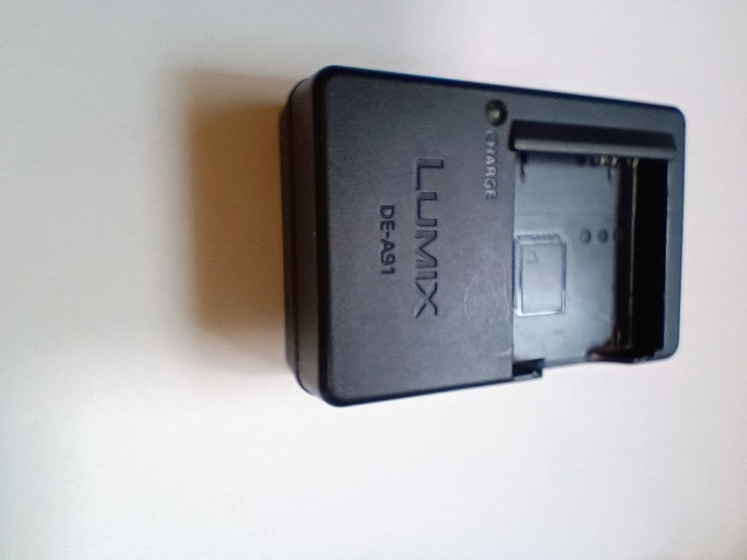 こんにちはさん専用　LUMIX デジタルカメラ　DMC-FX77