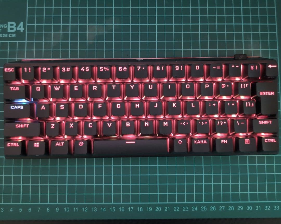 ほぼ新品Corsair K70 Pro Mini Wireless おまけ付き