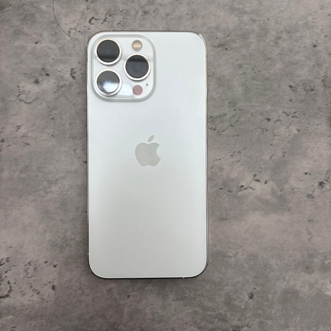 Apple iPhone 13 Pro シルバー 本体　値下げ