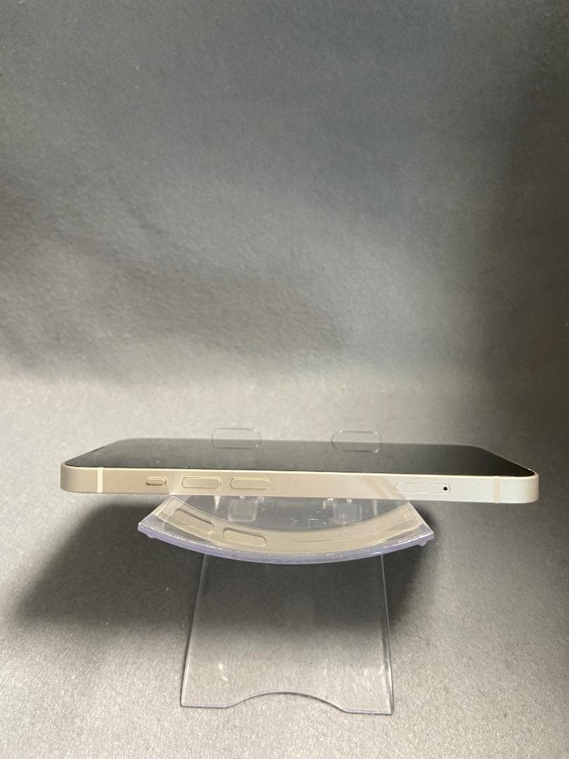 美品 国内版　SIMフリー　iPhone14 128GB スターライト色