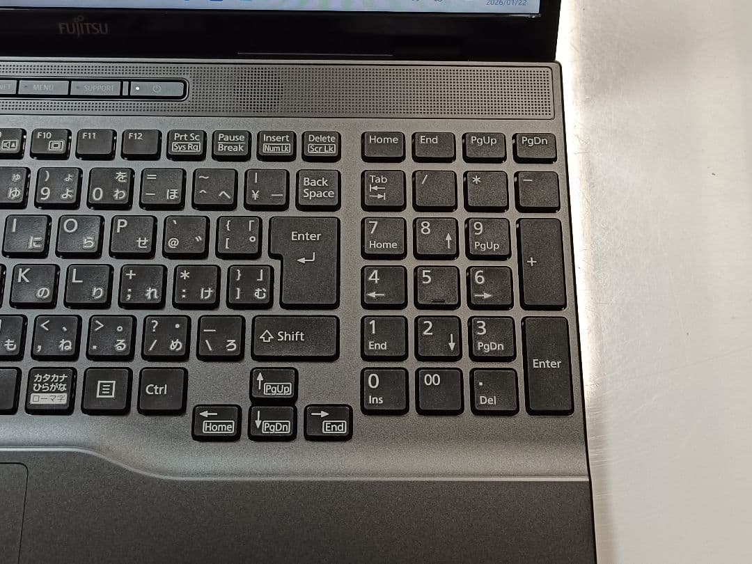 2022年製 富士通 Windows11 SSD 15.6型 ノートパソコン