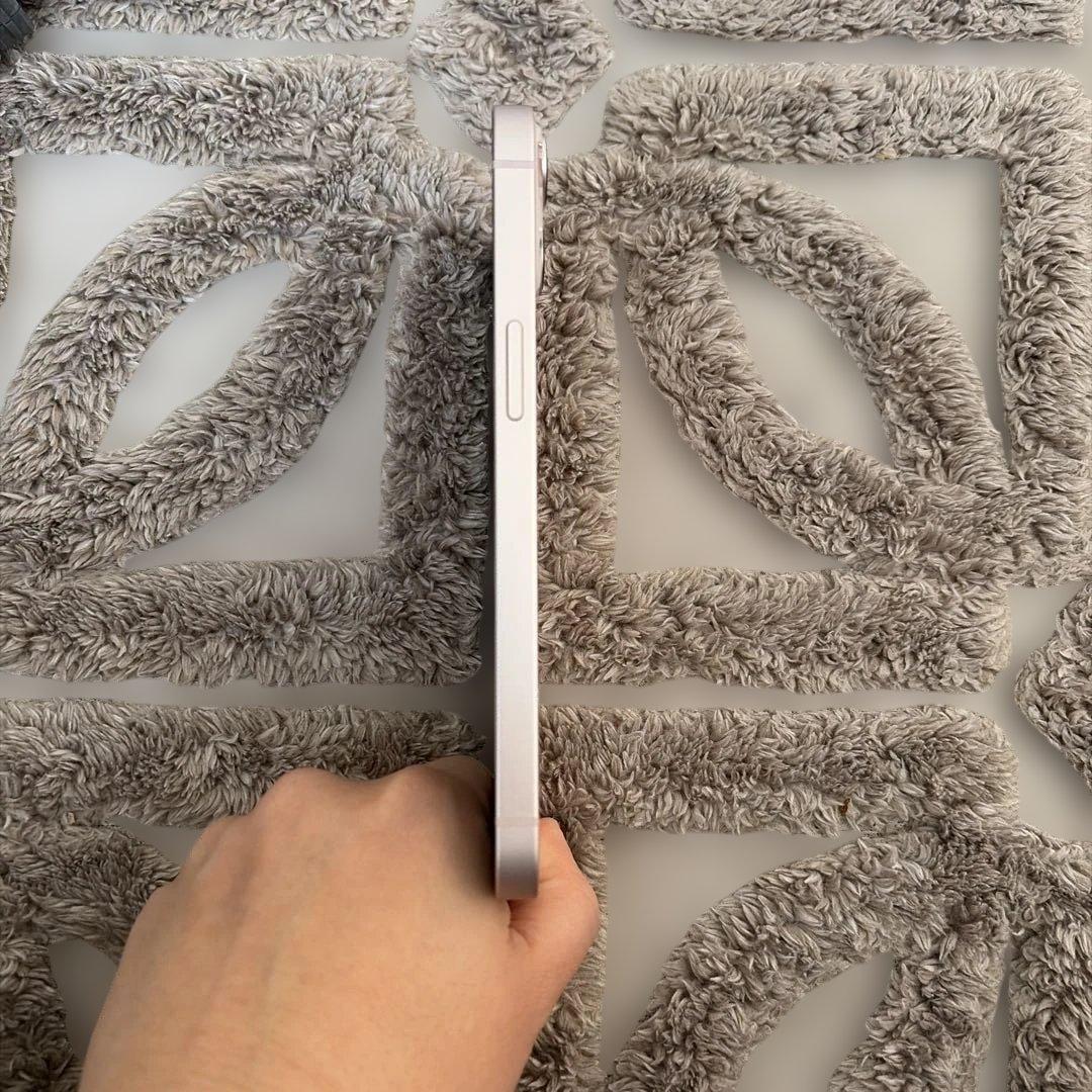 タイムセール！Apple iPhone 13 本体　SIMフリー