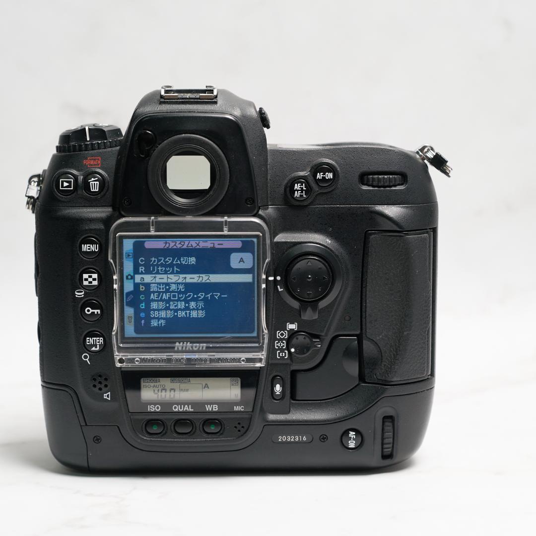 Nikon D2H バッテリーなし