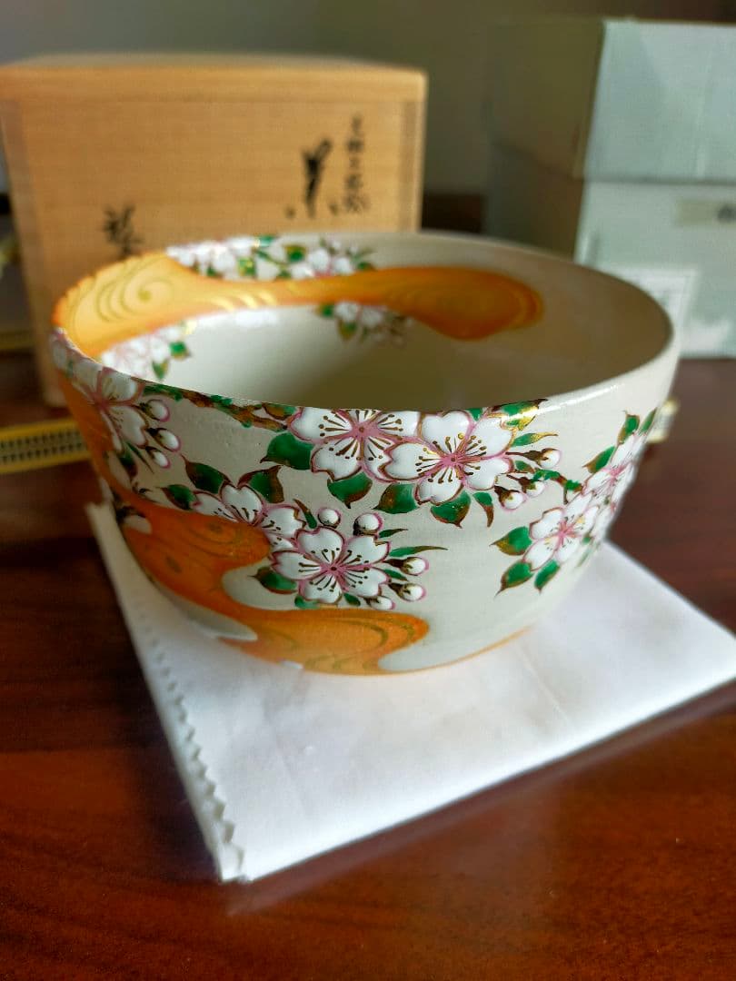 【真作】光琳水「桜絵」抹茶碗★京焼 伝統工芸士 三代 中村秋峰作　共箱・共布付