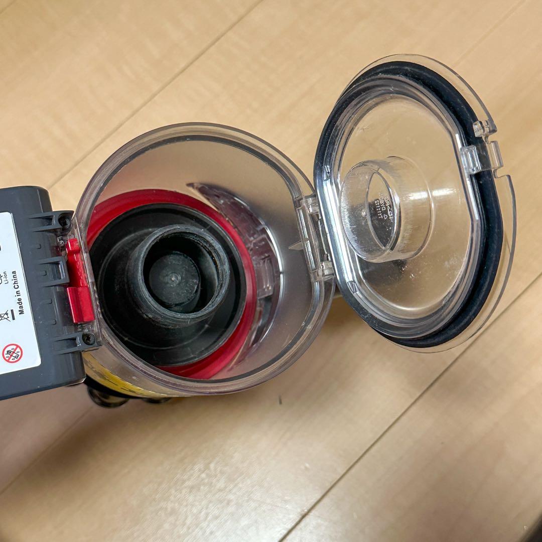dyson ダイソン V7 fluffy SV11　スタンド付き