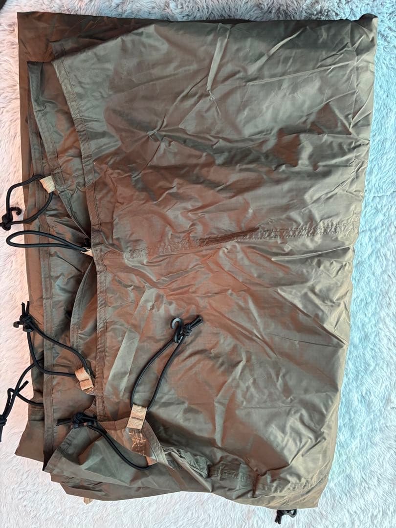 タラスブルバ　Caterpillar 2Room Shelter Baby