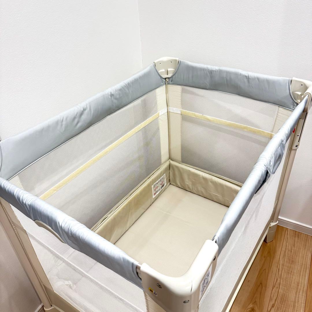 Aprica ココネルエアーAB ベビーベッド　外箱付属