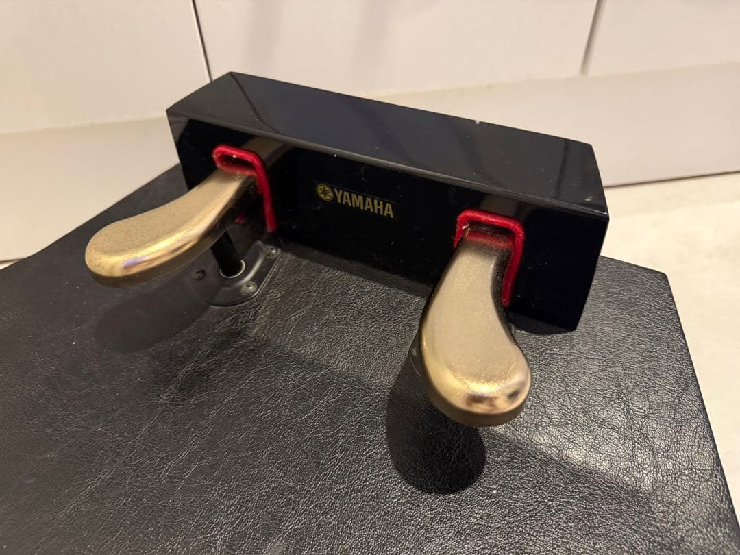 Yamaha ダブルペダル 黒　HP-705の足台・補助ペダル