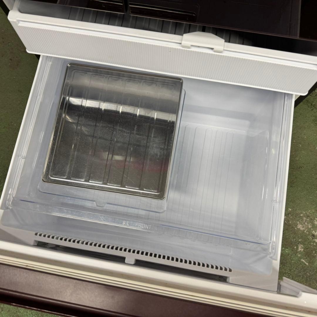 277 一都三県　大型冷蔵庫　SHARP　どっちもドア　自動製氷機付　希少カラー