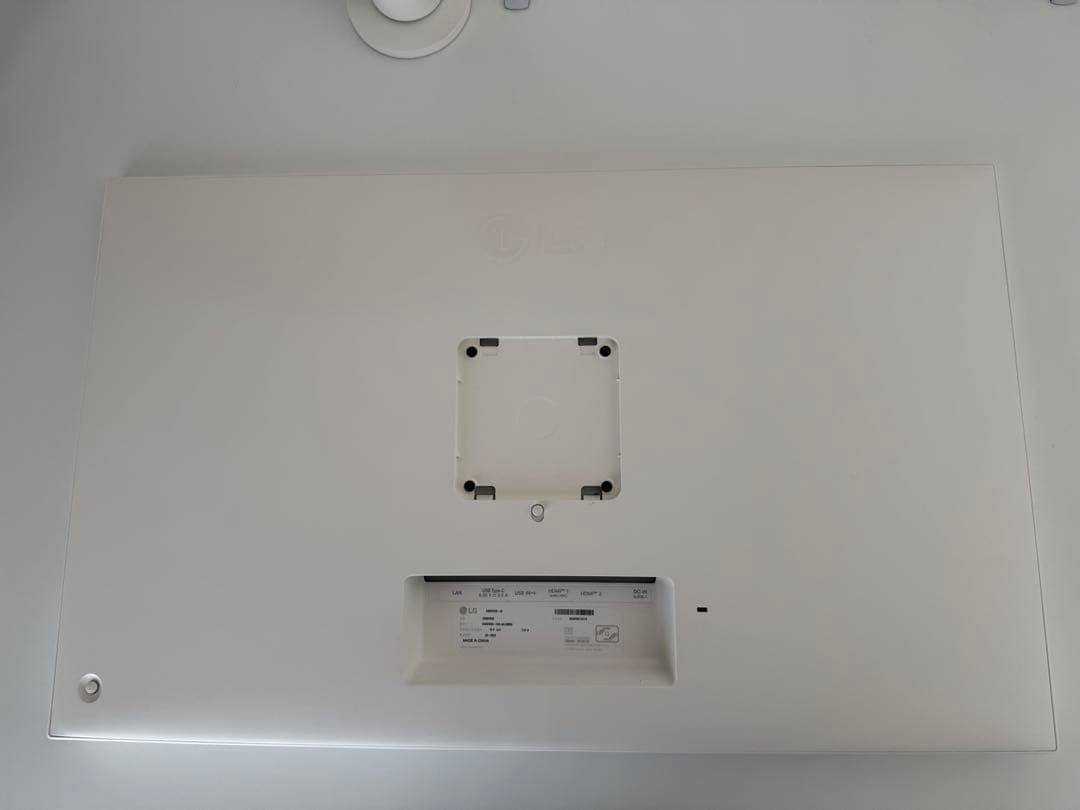LG スマートモニター 4K 32SQ780S-W 【美品・付属品完備】