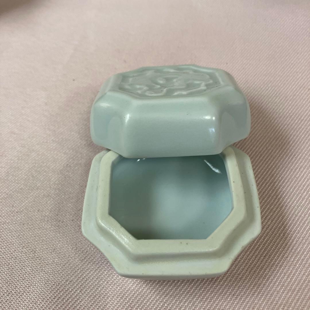 茶道具　香合　龍刻入 辰年　石亭印