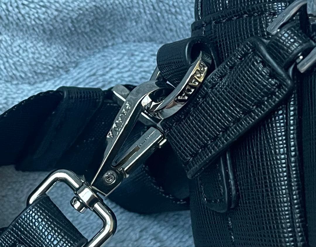 PRADA ノベルティ✨　ショルダーバッグ✨