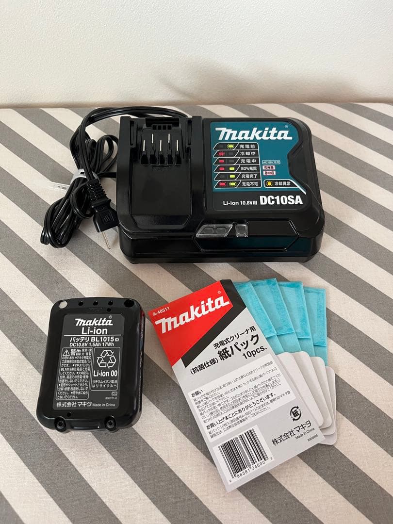 マキタ コードレス掃除機 CL107FDSHW