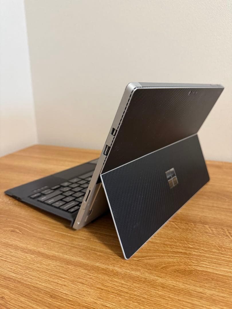 Surface Pro4(128G/4G) キーボード +充電器 + タッチペン