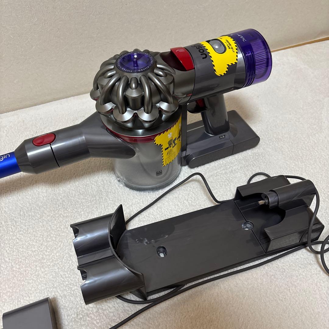 Dyson V8 Slim Fluffy ダイソン 掃除機