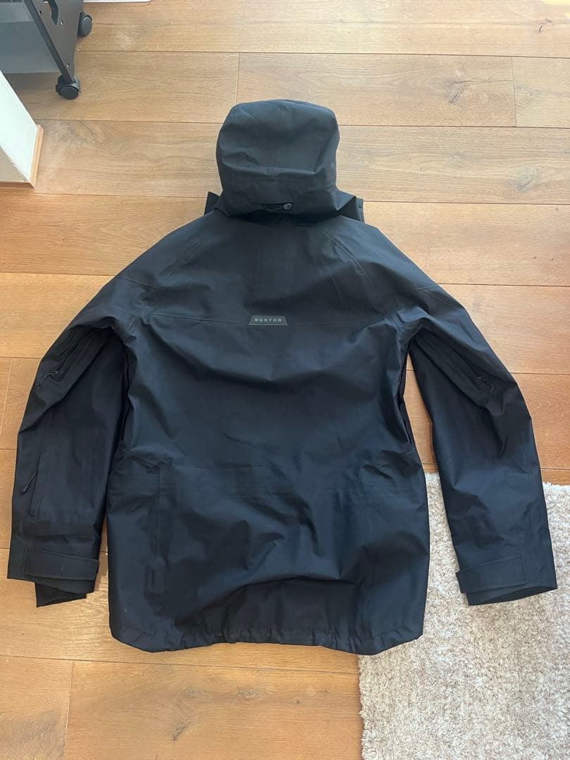 バートン　2024スノーボードウェアMサイズ上下セット