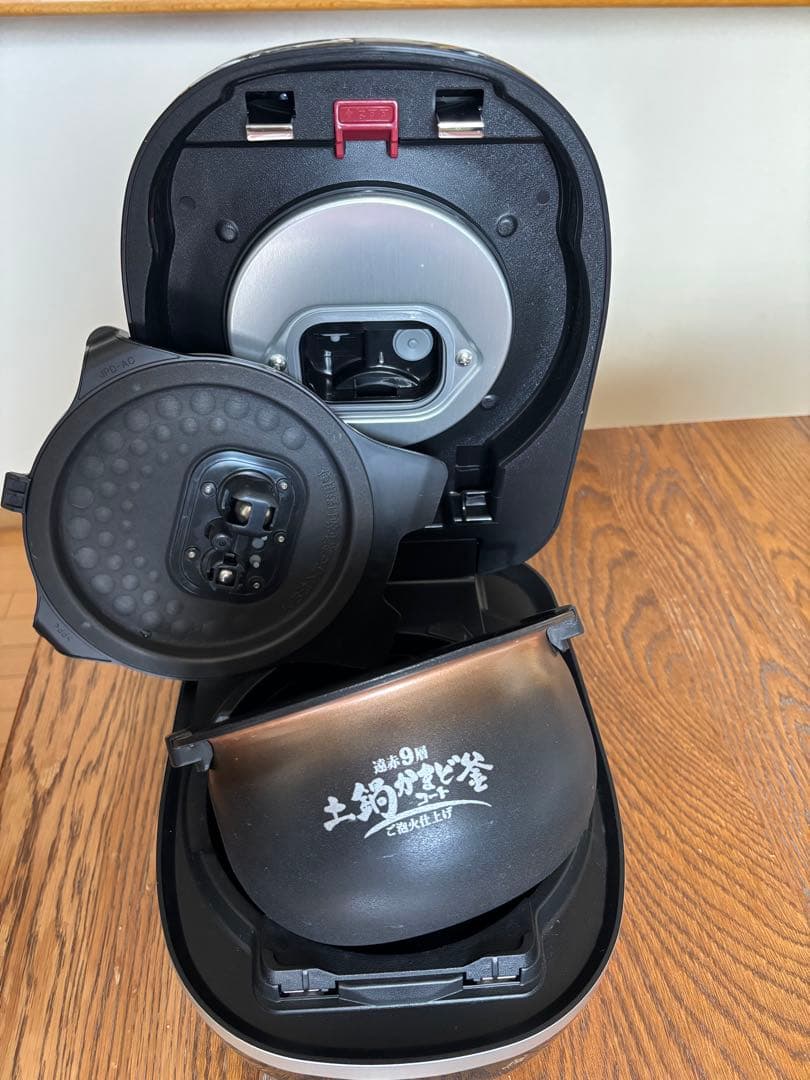 タイガー炊飯器 ご泡火炊き TIGER JPJ-G606 ブラック 2025年製