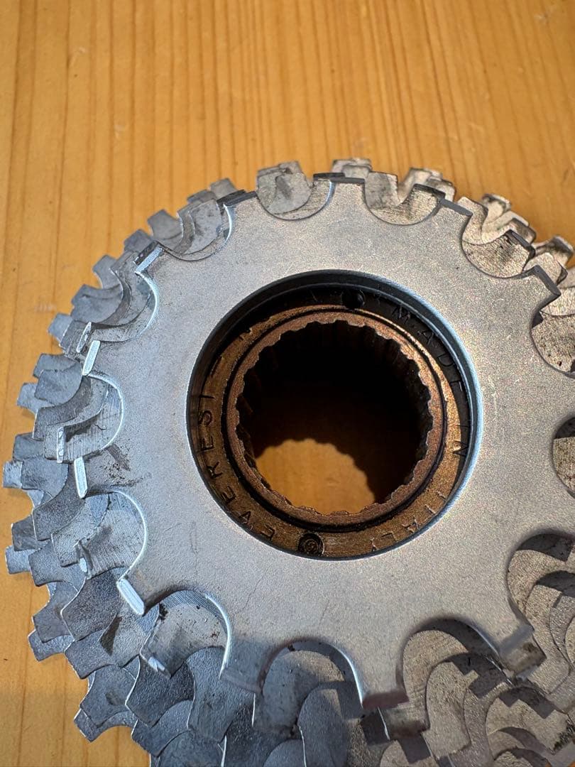 エベレスト ボスフリー 13-24T 7s