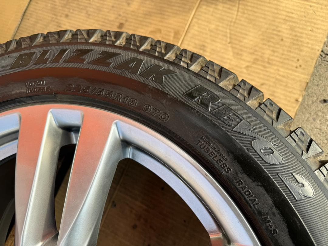 専用。E52 エルグランド 純正 スタッドレスセット 225/55R18