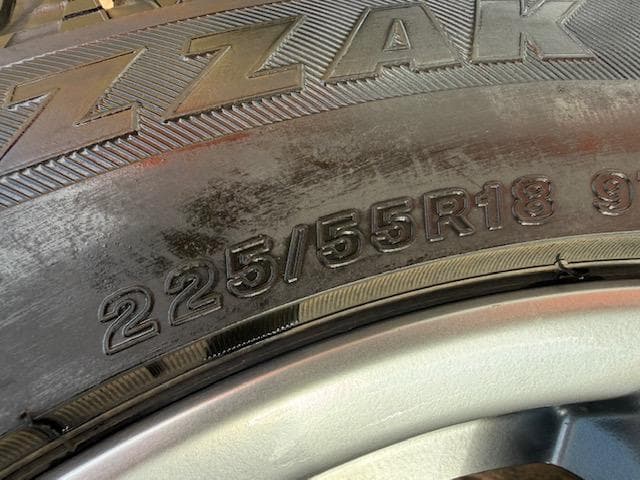 専用。E52 エルグランド 純正 スタッドレスセット 225/55R18