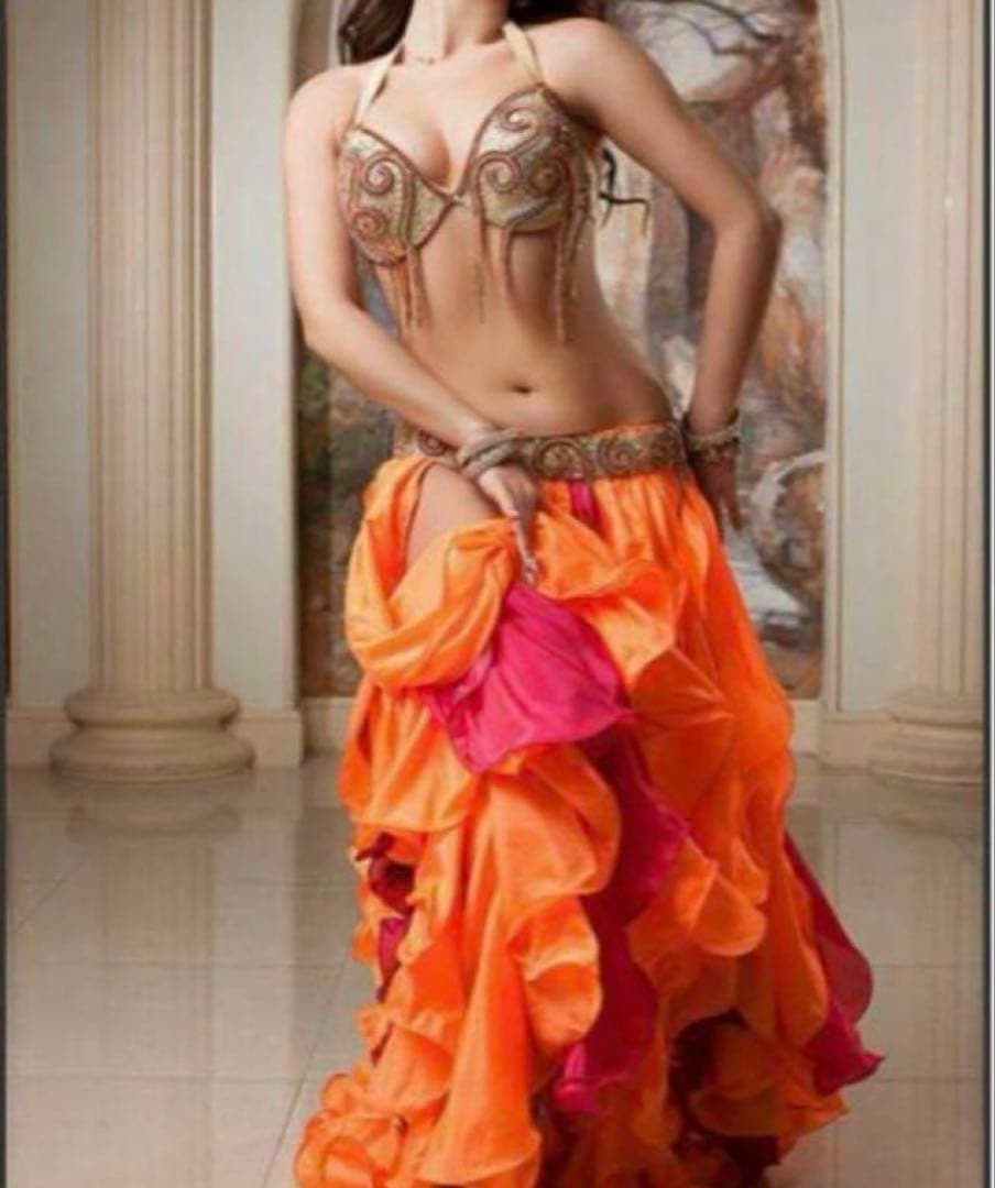 ポリーナ　マンダリンソレーユ　ベリーダンス　衣装　オレンジ⭐︎お値段交渉OK