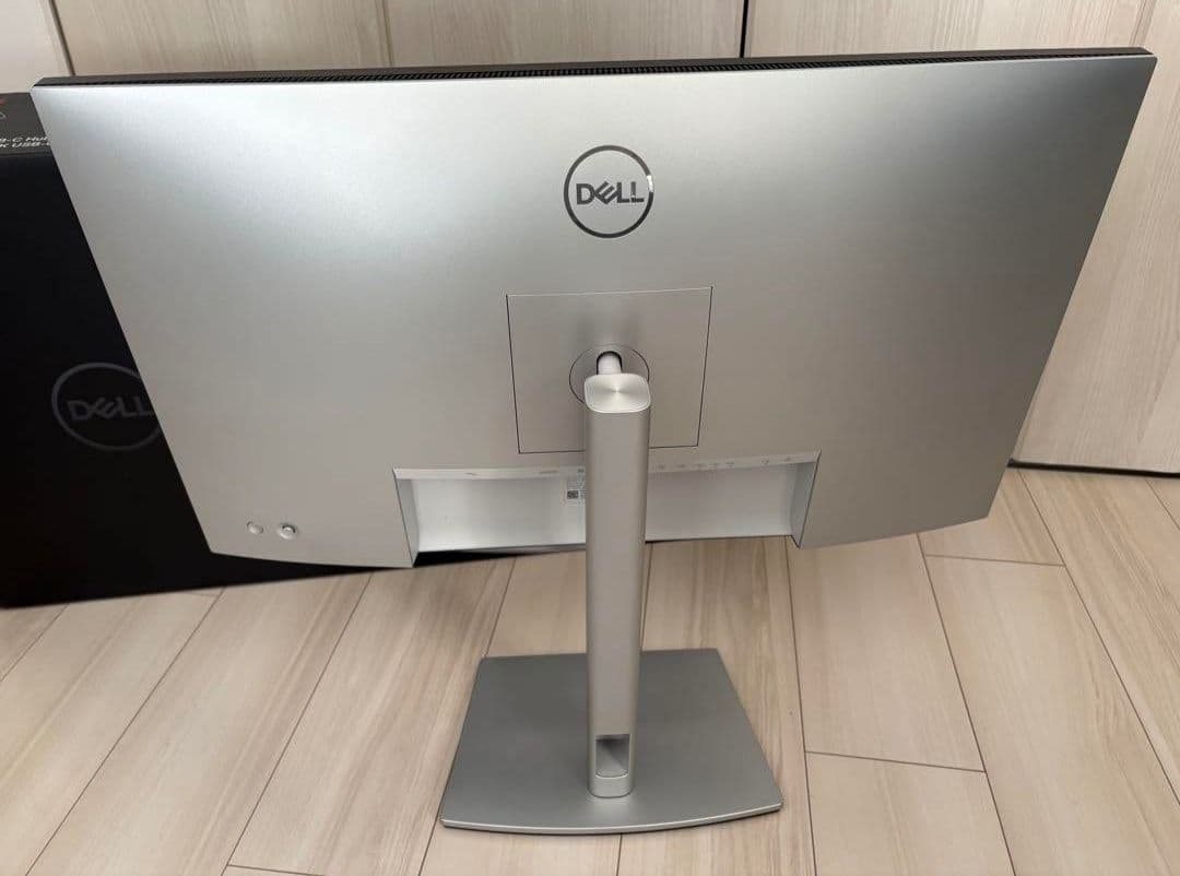 Dell U2723QX 27インチ 4K USB-C モニター