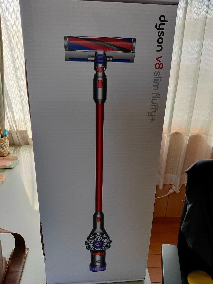 ダイソン掃除機V8slim Fluffyニッケルアイアンレッド