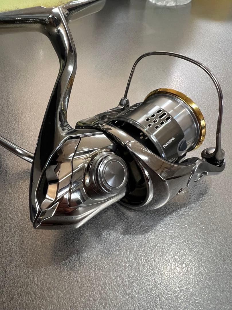 ステラ18STELLA C2000SHG 替スプール付き