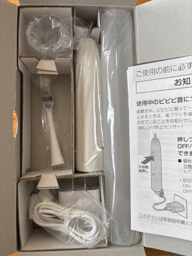 【新品、未使用】Panasonic EW-DA37音波振動電動歯ブラシ ドルツ