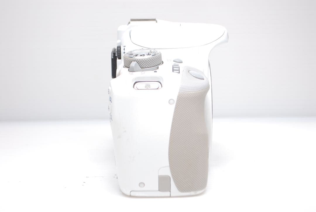 ⭐️美しい一眼レフ⭐️Canon kiss X7 標準レンズ 動作確認済 美品