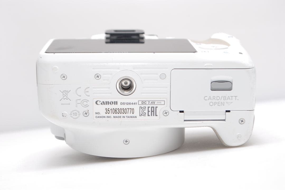 ⭐️美しい一眼レフ⭐️Canon kiss X7 標準レンズ 動作確認済 美品