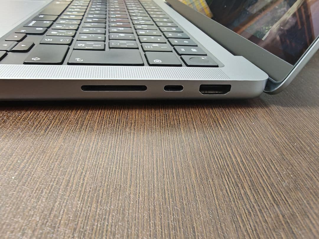 Apple MacBook M1 Pro 14インチー 日本語配列