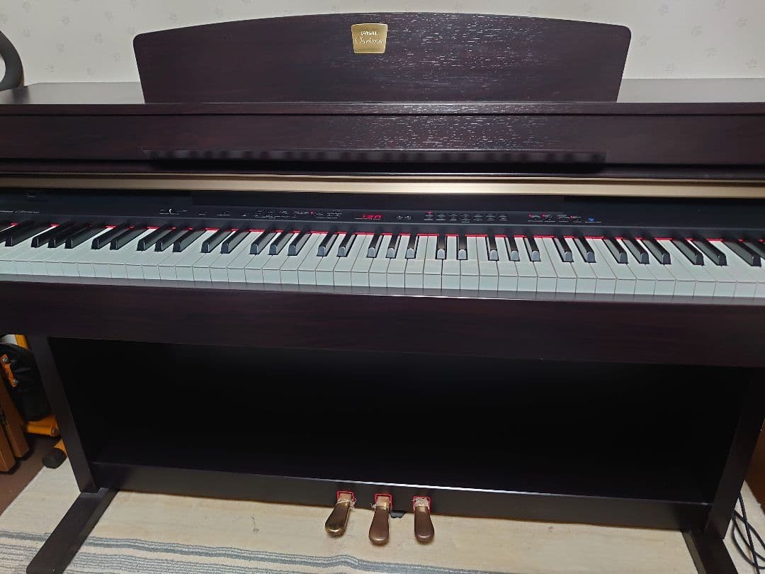 YAMAHA　グラビノーバ　CLP-330