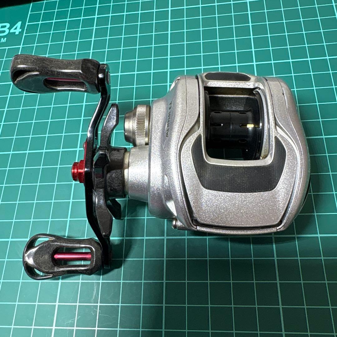 ダイワ T3 1016H TW ベイトリール 右ハンドル T-WING
