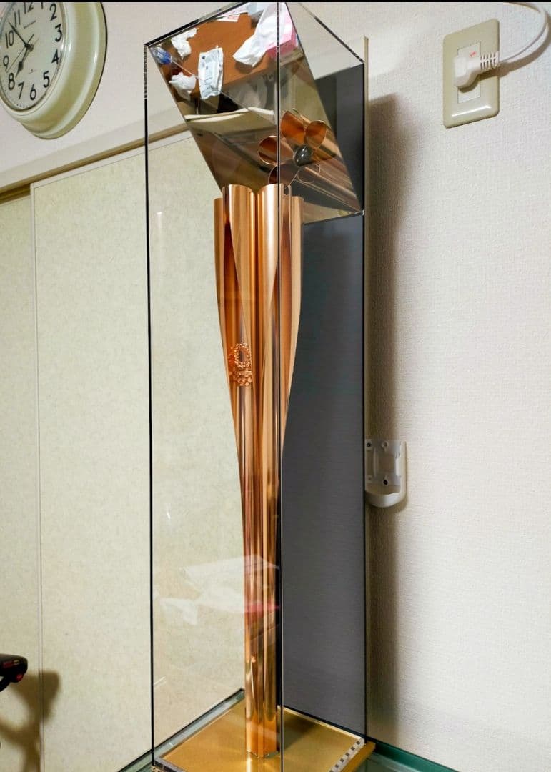 美品値下！★聖火トーチ 東京オリンピック2020 鑑賞ケース&ユニフォーム額縁他