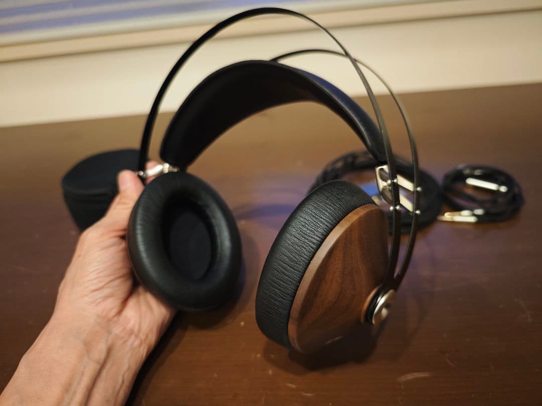 Meze audio classics 99 ウォールナットシルバー 美品