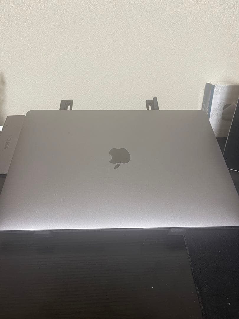 MacBook pro 13”