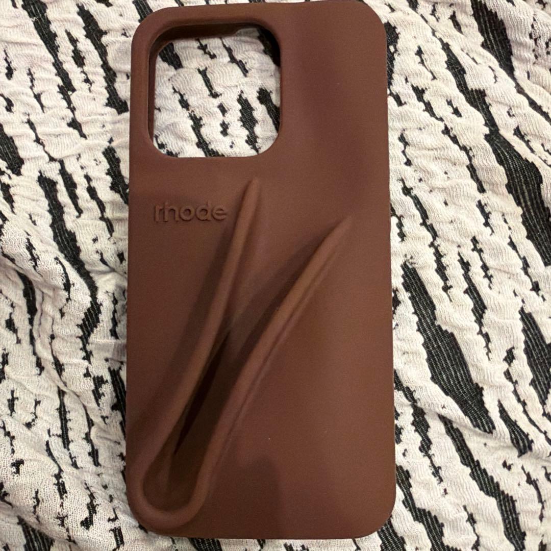 rrr　新品　未使用iphone15pro rhode リップケース